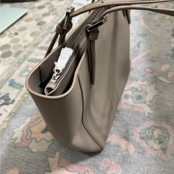 Tory Burch York Buckle Tote - Picture 4 of 10